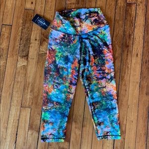 Ioga activewear Capri print leggings size Large
